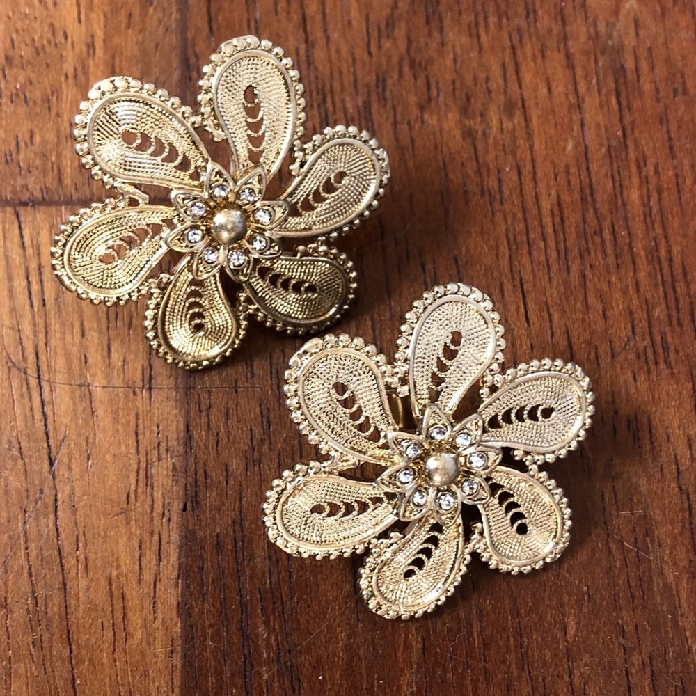 Anthropologie Gold Earrings